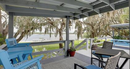 Private Beach & Dock! North Florida Lake House