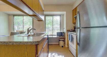 4 Mi to U-M Campus! Quiet Family Home w/ Yard