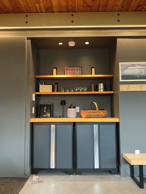 Interior - Sunset Hill Designer Studio + Rooftop Sound Views + BBQ (Seattle)