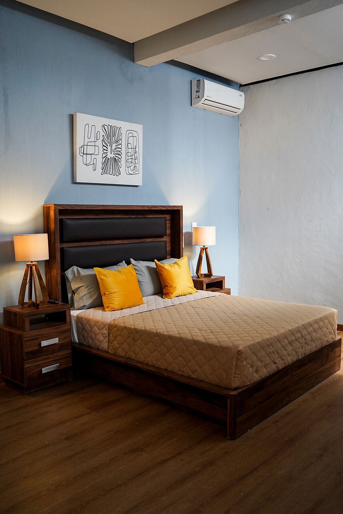 Comfort Suite, 1 Queen Bed