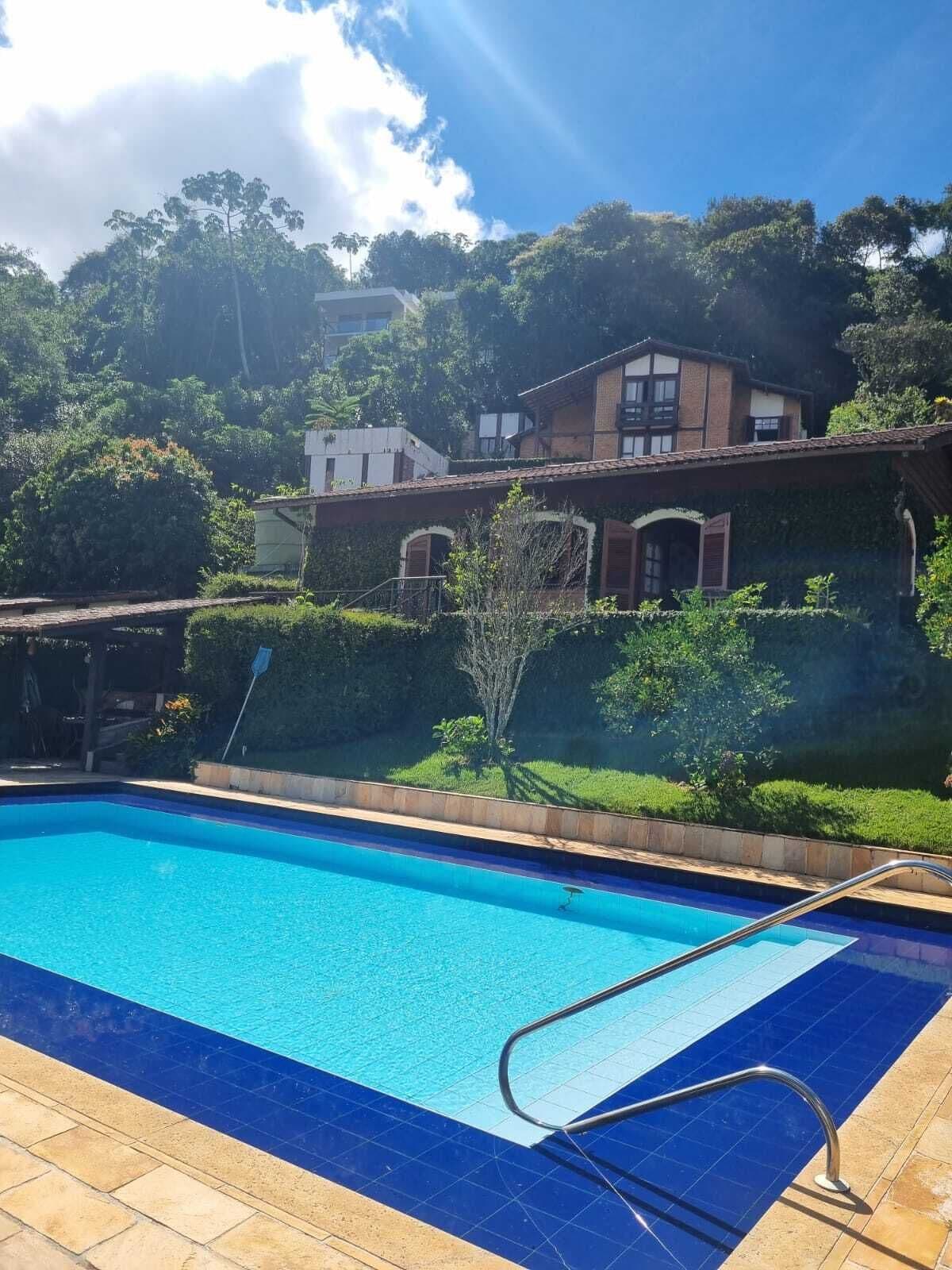 Piscina externa