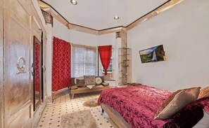 House, 4 Bedrooms, Smoking, Fireplace - Amazing 4bedroom Home Sleeps 16 Guests (Camden)