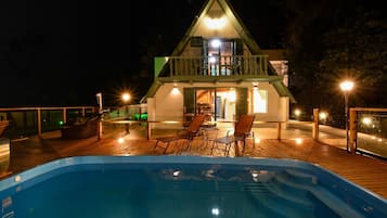 Chalet | Pool | Outdoor pool