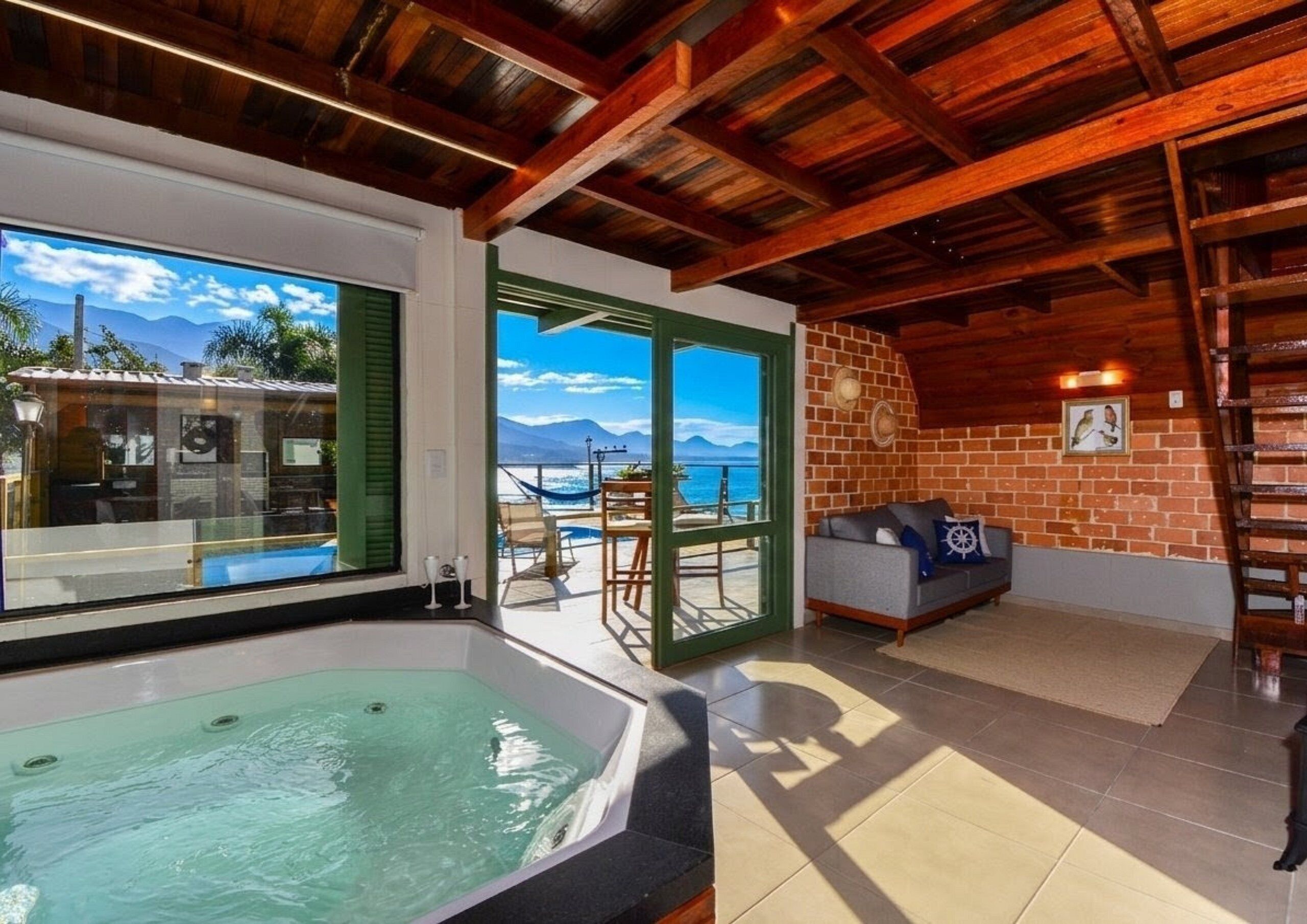 Chalet | Interior