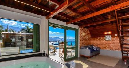 Chalé com Jacuzzi e Vista Mar - PLH007