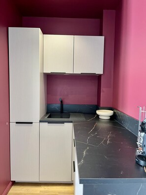 Private kitchen - Vrbo Property (Châtel-Guyon)