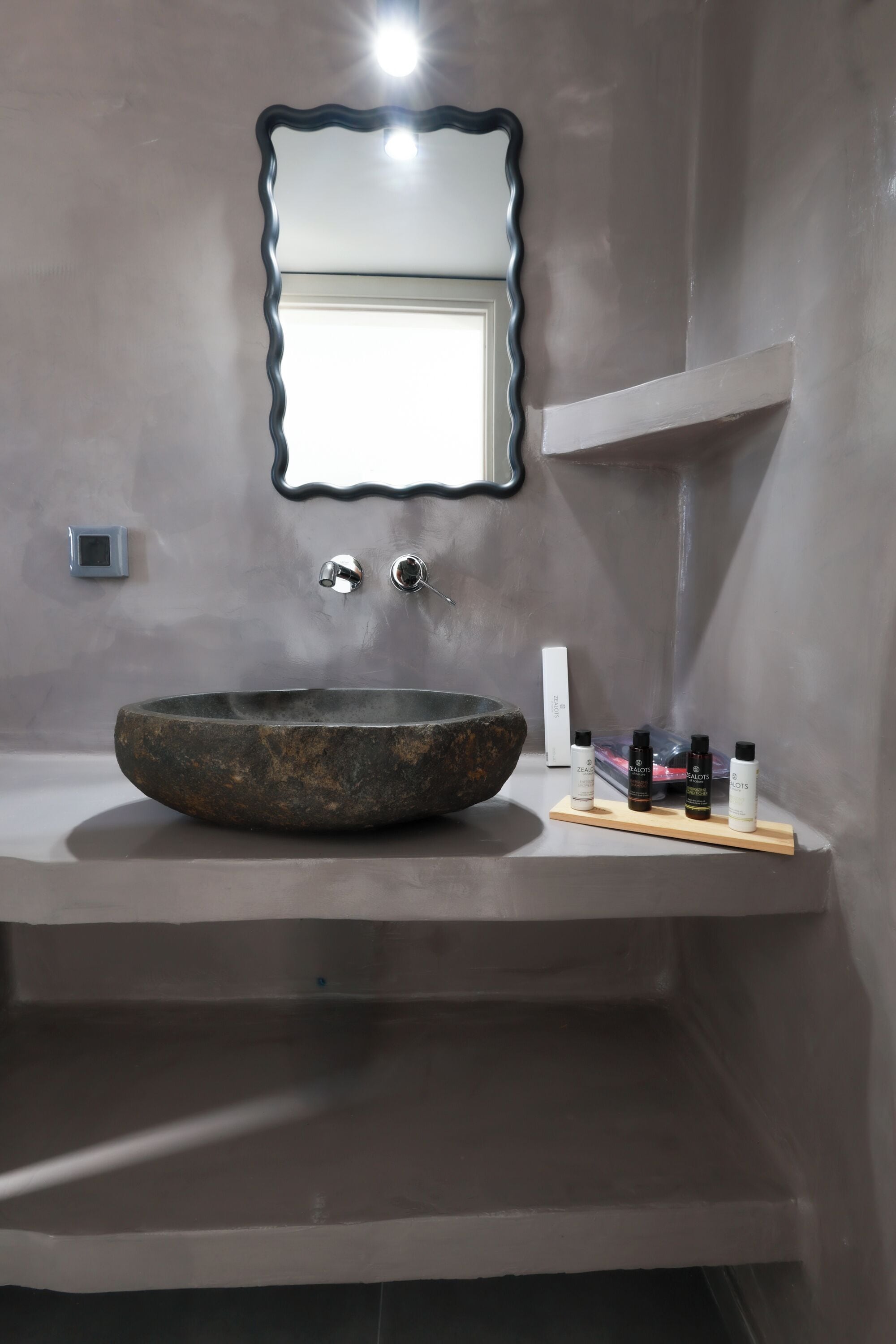 Maisonette with Sea View & Hot Tub | Baño | Regadera, secadora de cabello, toallas, jabón 