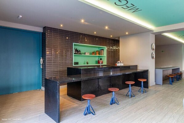 Bar (in der Unterkunft)