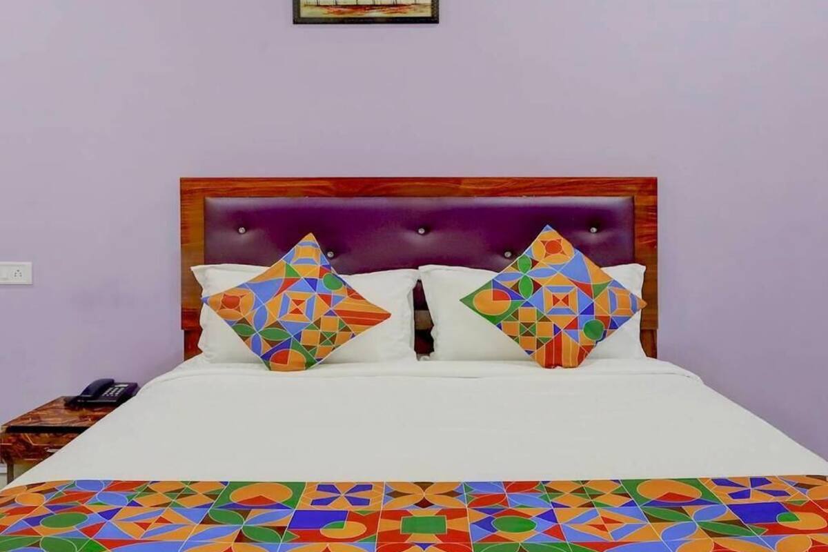 Standard Double Room, City View | Desk, laptop workspace