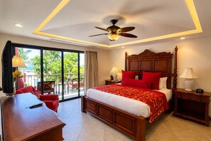 Room - 2-Bedroom Luxury Beachfront Condo | Stunning Ocean Views | Cabo San Lucas (El Paraje)