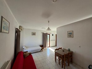 One-Bedroom Apartment with Balcony | Interior - Zac & Georgio Studios (Skafidaras)