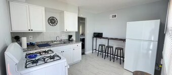 4 Bed 2 Bath Sapphire Oasis w/ Gym. Coffee Station and & Standing Desk!