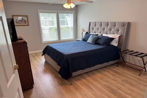 2 bedrooms, free WiFi, bed sheets - Coastal Luxury Retreat at Winding River – Beach, Golf, Marina & Pools (Bolivia)