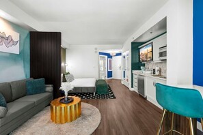 Room - Hidden Gem! On LV Strip / Lazy River + Free Valet (Las Vegas)