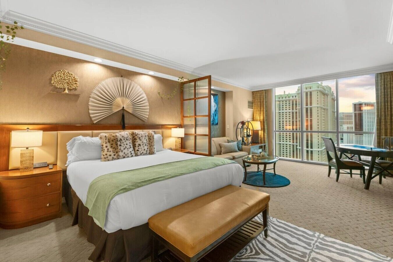 Desk, iron/ironing board, travel cot, WiFi