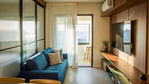 Smart TV - Parking Space, View, and Complete Amenities in the City Center | LYVVO (Campinas)