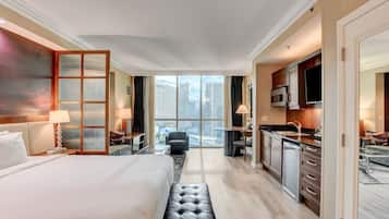 Desk, iron/ironing board, travel cot, WiFi