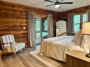 4 Schlafzimmer, Reisekinderbett, kostenloses WLAN, Bettwäsche