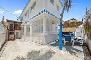 Exterior - Cozy Queen Studio | Near Airport & Old San Juan (San Juan)