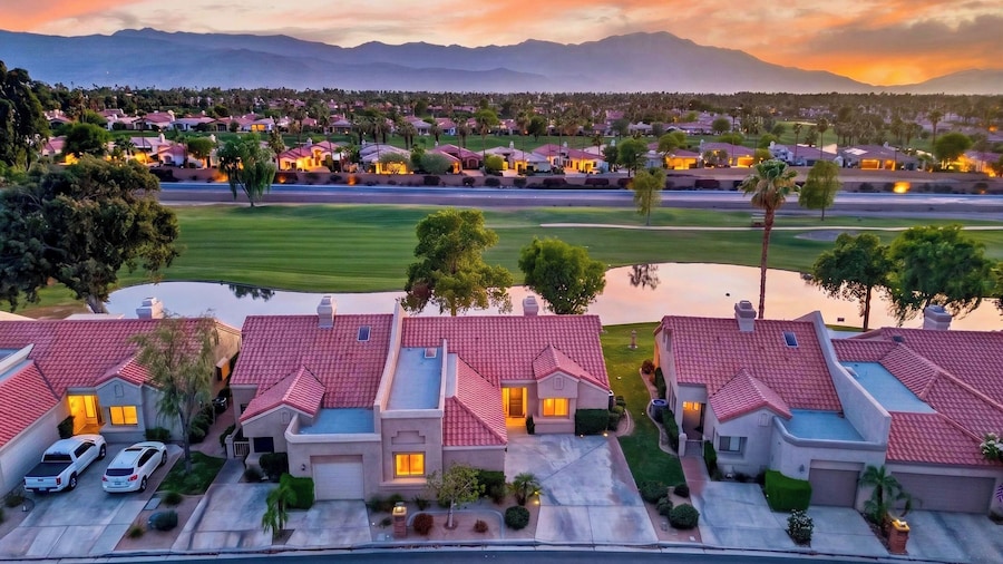 Vista Verde by Avantstay Shared Pool + Views + Golf Community Near El Paseo