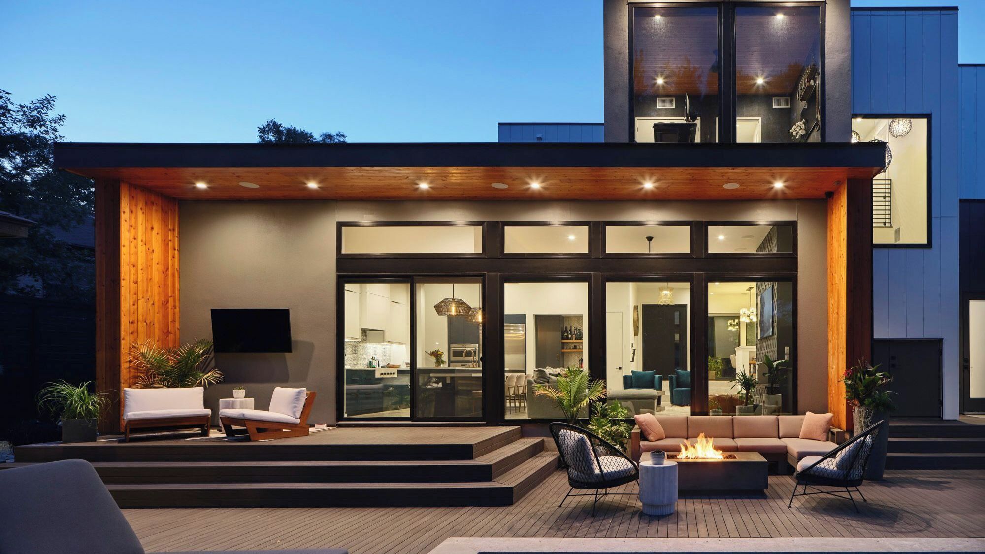 House (5 Bedrooms) | Interior
