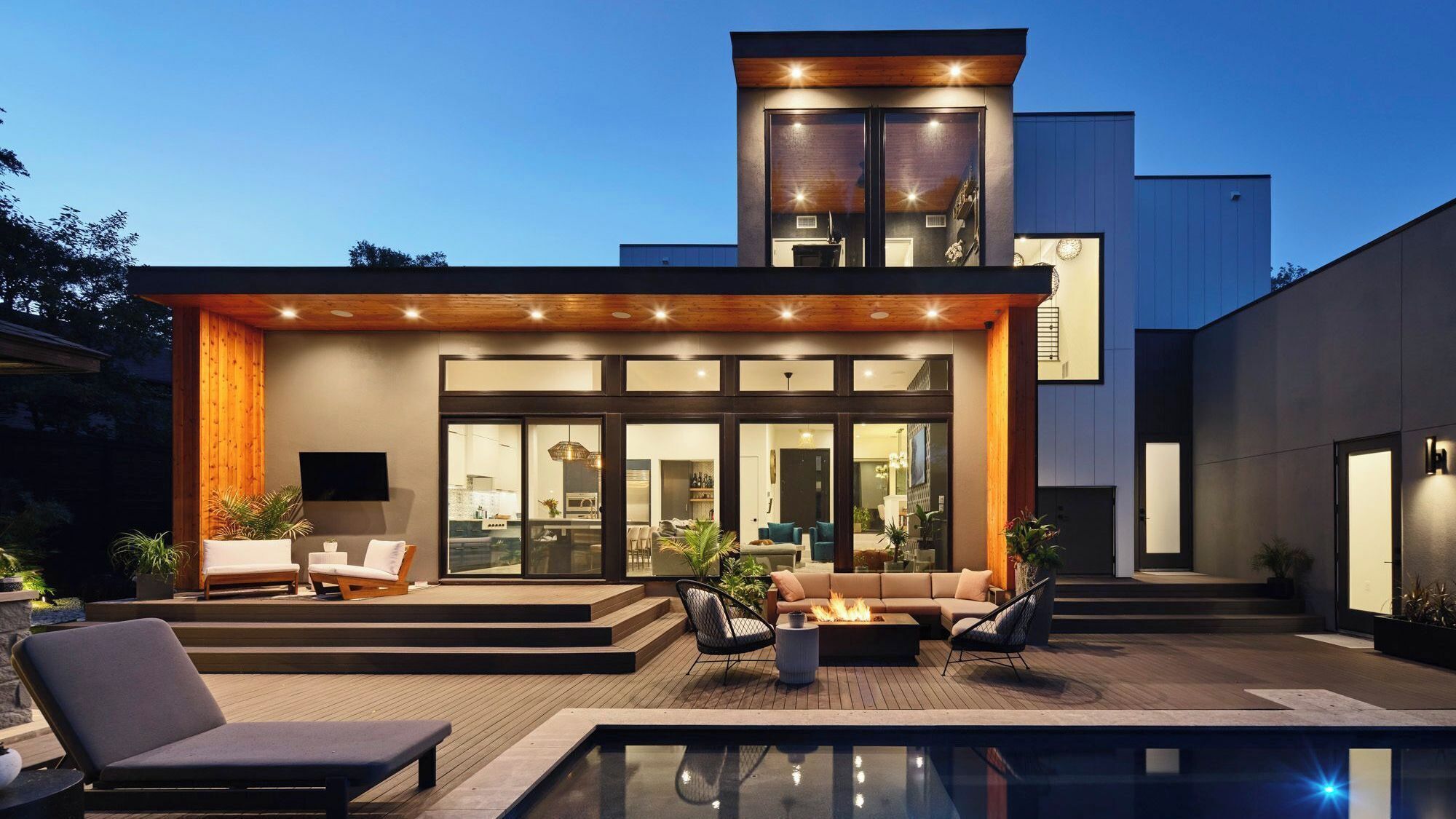 House (5 Bedrooms) | Front of property