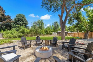 Property grounds - 6BR Boise Getaway - Arcade - Bumper Pool - Fire Pit - Sleeps 15+ (Boise)