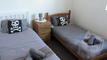 3 bedrooms, WiFi, bed sheets