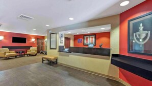 Unclassified image, 3 of 24, button - Motel 6 Suites Sacramento Arden Way CA (Sacramento)