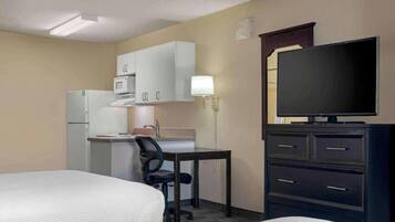 Room, 2 Double Beds, Non Smoking (Kitchen) | Free WiFi, bed sheets