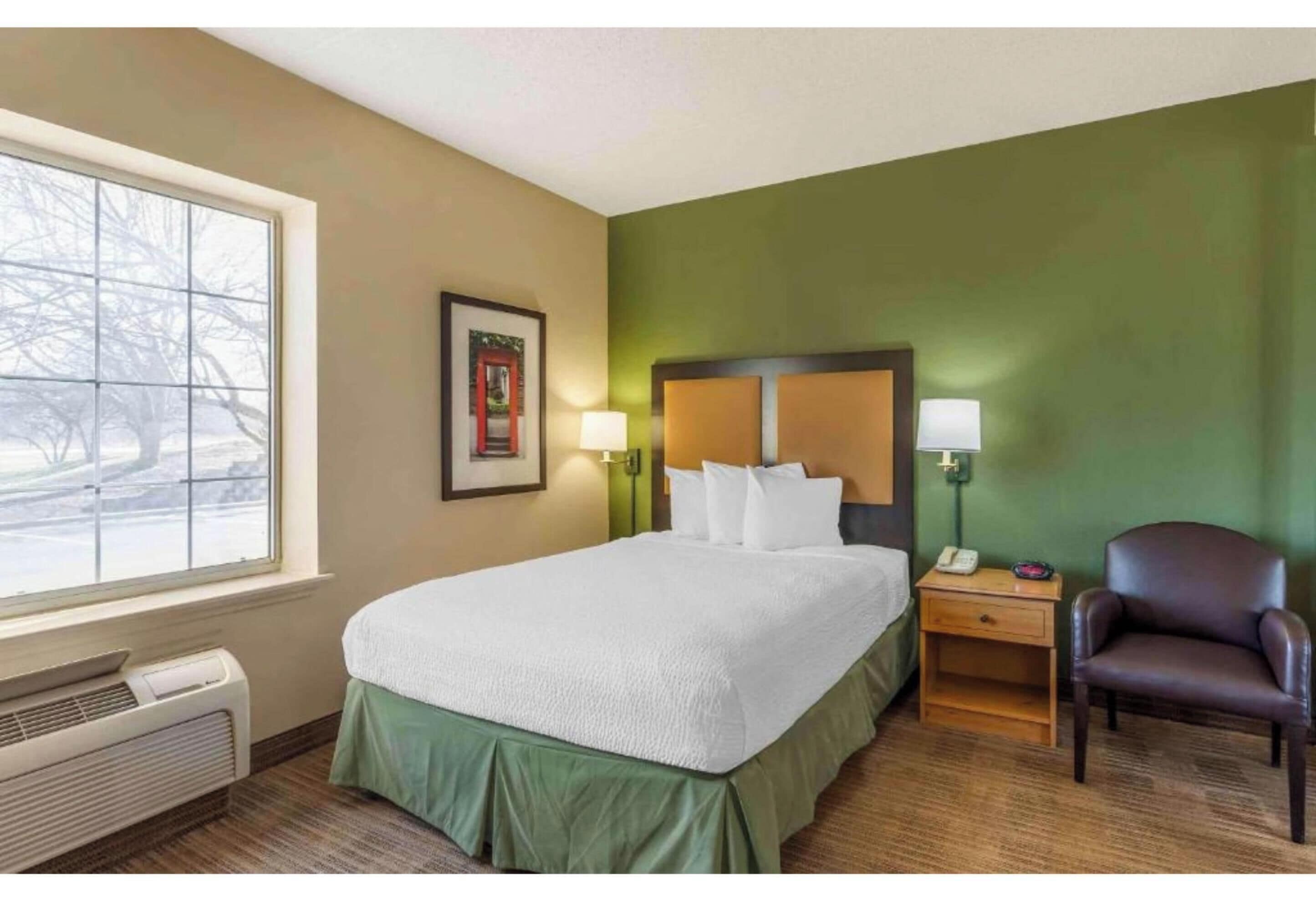 Chambre, 1 grand lit, non-fumeur (Kitchen) | Accès au Wi-Fi (inclus), literie fournie