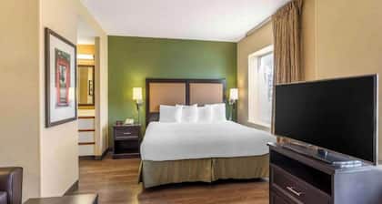 Motel 6 Chicago Vernon Hills Lincolnshire IL