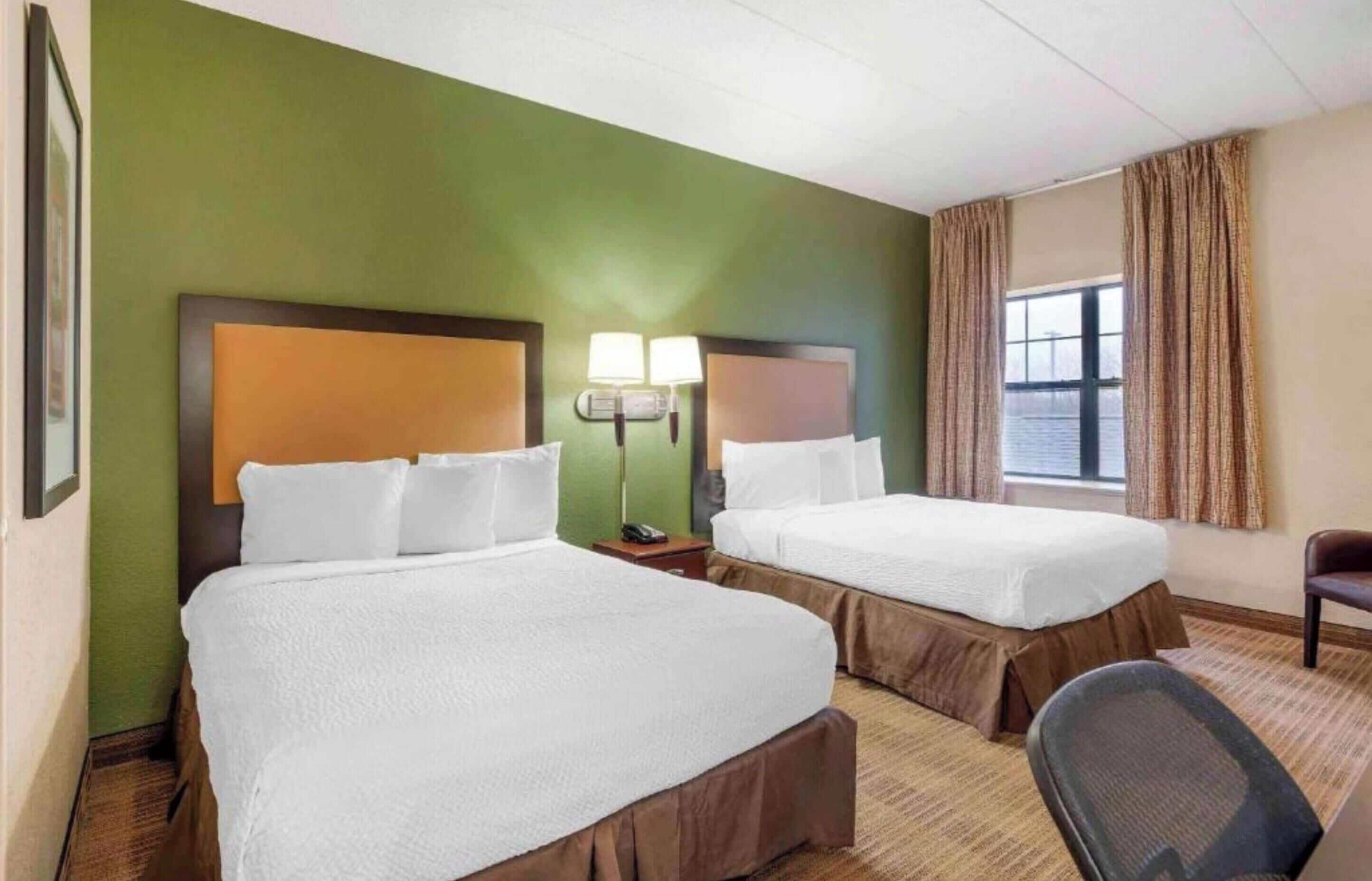 Room, 2 Double Beds, Non Smoking (Kitchen) | Iron/ironing board, WiFi (free), bed sheets