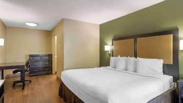 Iron/ironing board, free WiFi, bed sheets