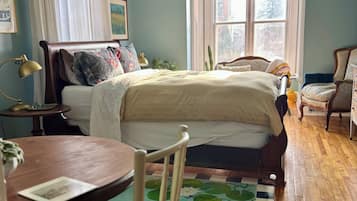 Studio | Blackout curtains, iron/ironing board, free WiFi