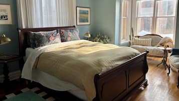 Cortinas blackout, tabla de planchar con plancha y wifi gratis