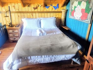 1 bedroom, WiFi, bed sheets - Na'raucária, a cabin with a bathroom, a rural backyard within the city. (Cambará do Sul)