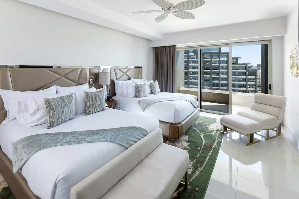 In-room safe, blackout drapes, WiFi (free)