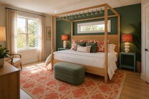 Desk, iron/ironing board, travel cot, Internet - Steps to Beach + Private Pool, Theater & Arcade (St. Augustine)
