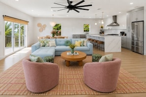 Smart TV, video games, table football - Steps to Beach + Private Pool, Theater & Arcade (St. Augustine)