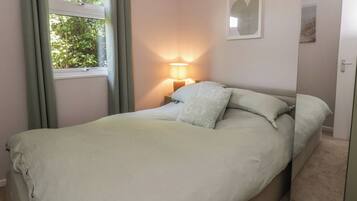 2 bedrooms, free WiFi, individually decorated, individually furnished