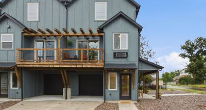 Modern River City TownHome