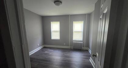 Charming 6 Bed& 3bath Home Near Philadelphia