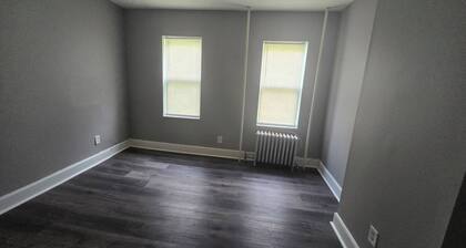 Charming 6 Bed& 3bath Home Near Philadelphia