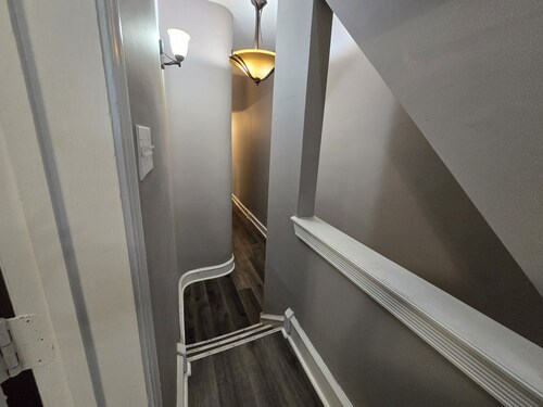 Charming 6 Bedroom & 4 Bath Home Near Philadelphia