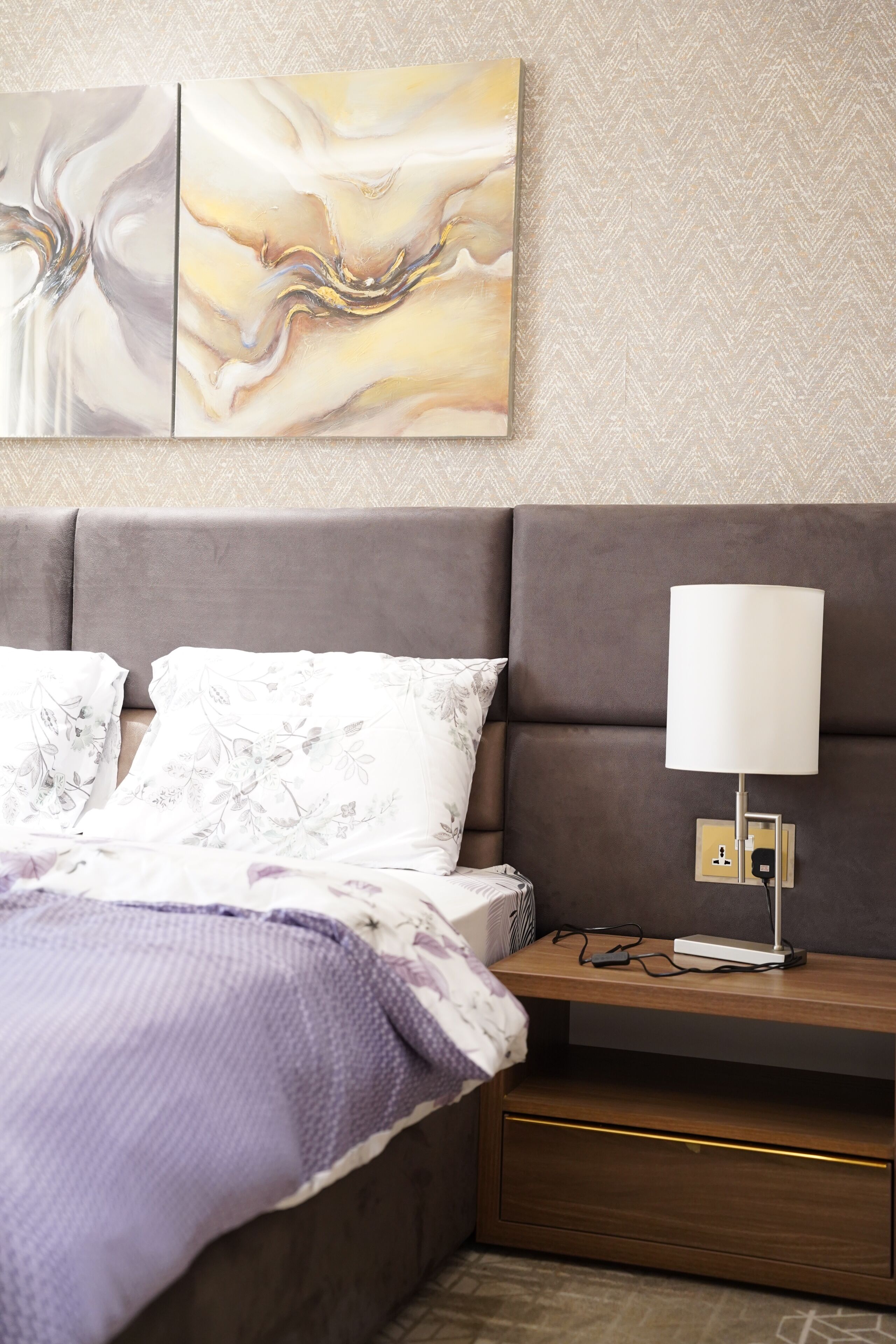 Luxe suite, balkon, uitzicht op de stad | Een kluis op de kamer, verduisterende gordijnen, geluiddichte muren