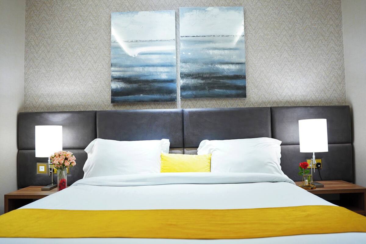 Suíte superluxo, sacada, vista para a cidade | Cofres nos quartos, cortinas blackout, quartos à prova de som