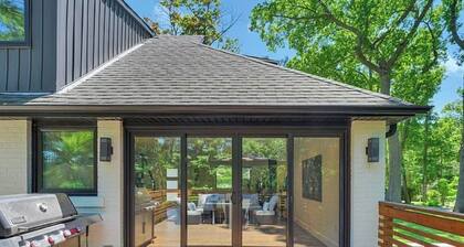 Spacious 4-bedroom house in amazing Toronto with AC