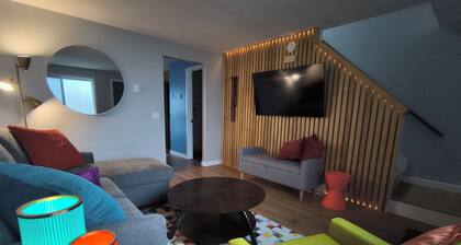 Vibrant family run 2-bedroom condo in Columbia Falls
