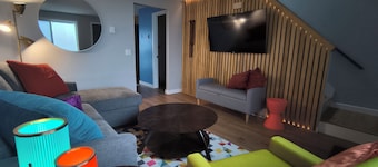 Vibrant family run 2-bedroom condo in Columbia Falls